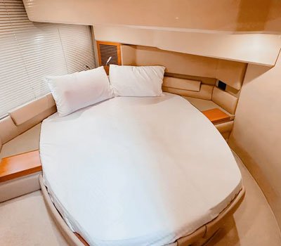 luxury-yacht-50-feet-rental