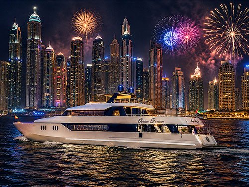 New Year Shared Luxurious Yacht Tour