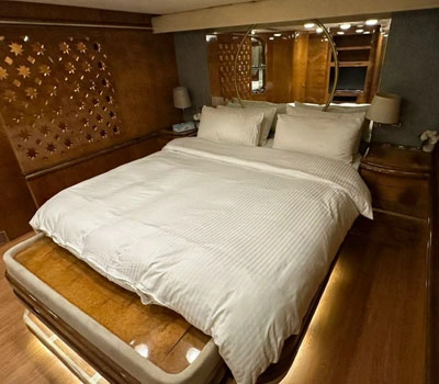 share-yacht-bedrooms