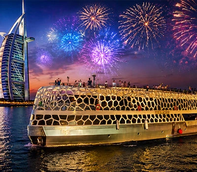 lotus-royale-dinner-cruise-dubai