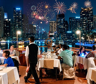 dhow-cruise-dinner-in-dubai-marina