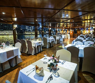 dhow-cruise-dubai-marina-lower-deck