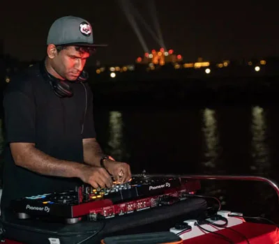 NYE Yacht Party with Burj Al Arab Fireworks